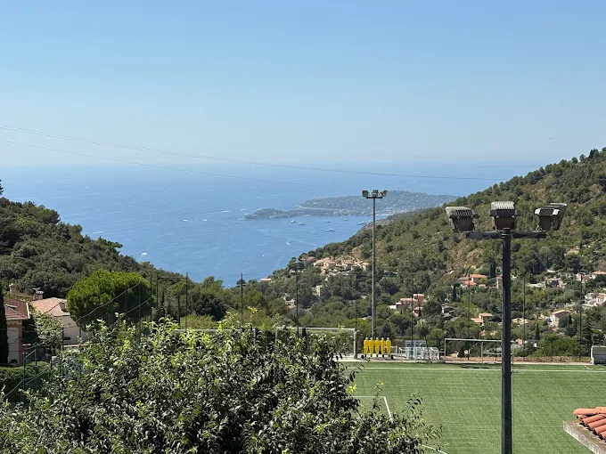 Vue panoramique sur la mer depuis La Turbie